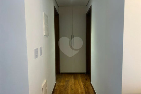 Casa à venda com 4 quartos, sendo 3 suítes,  no condomínio Residencial Toscana, Mogi das Cruzes - SP