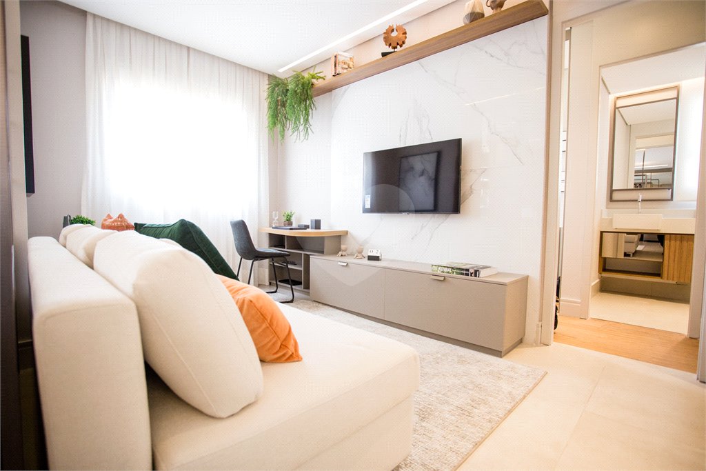 Apartamento à venda com 2 quartos, sendo 1 suíte, em Vila Rosália, Guarulhos, SP