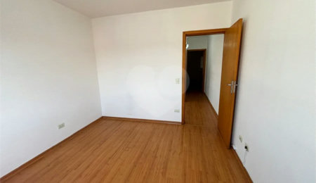 Sobrado à venda ou para alugar com 2 quartos em Vila Nova Cachoeirinha, São Paulo, SP