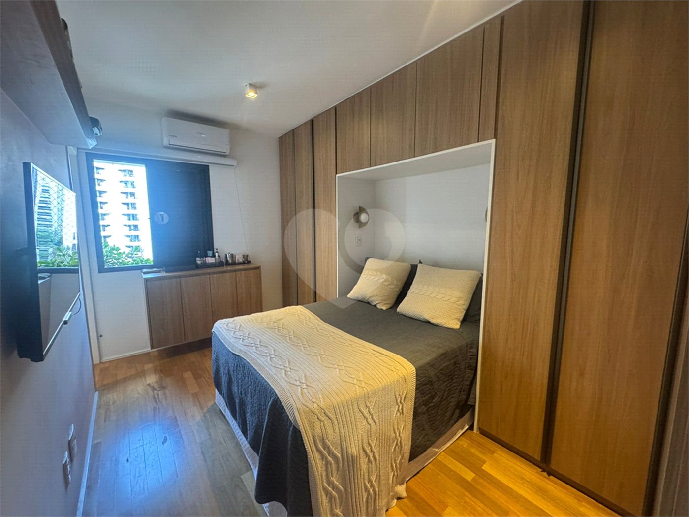 Apartamento à venda com 3 suítes em Indianópolis, São Paulo, SP