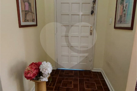 Casa à venda com 4 quartos, sendo 2 suítes, em Jardim São Caetano, São Caetano do Sul, SP
