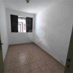 Casa de Vila à venda com 3 quartos, sendo 1 suíte,  em Jardim Esmeralda, São Paulo, SP