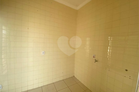Casa à venda com 3 quartos em Jardim do Carmo, Araraquara, SP