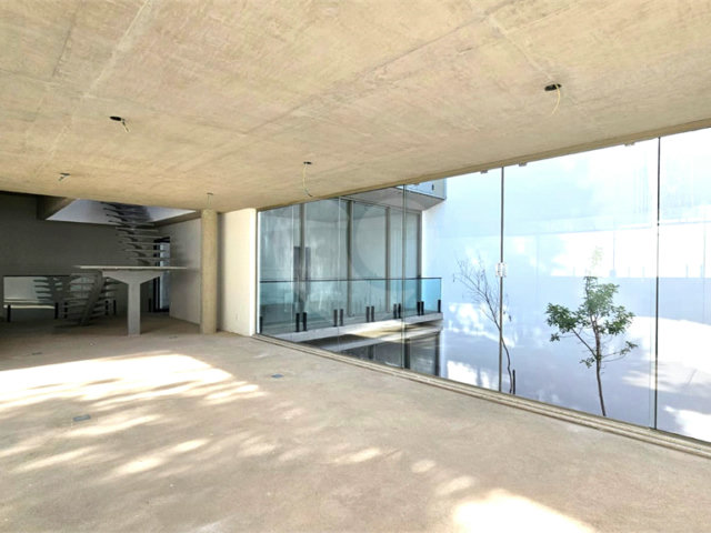 Casa à venda com 3 suítes no condomínio Residencial Heron 140, São Paulo - SP