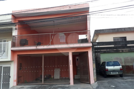 Sobrado à venda com 2 quartos em Jardim São Judas Tadeu, Salto, SP
