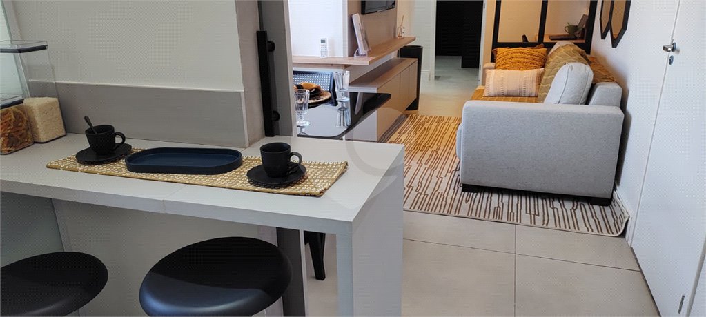 Apartamento à venda com 2 quartos em Parque Residencial Rafael Alcalá, Porto Feliz, SP