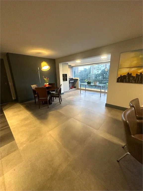 Apartamento à venda com 2 suítes em Jardim Caboré, São Paulo, SP