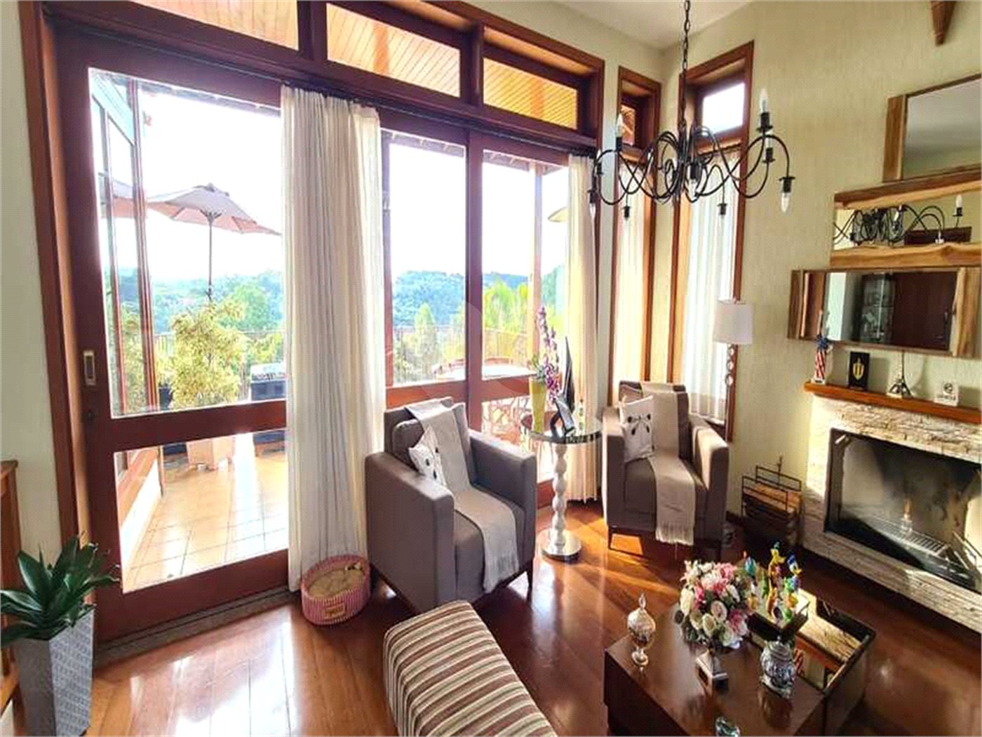 Casa à venda com 4 suítes no condomínio Parque da Fazenda, Itatiba - SP