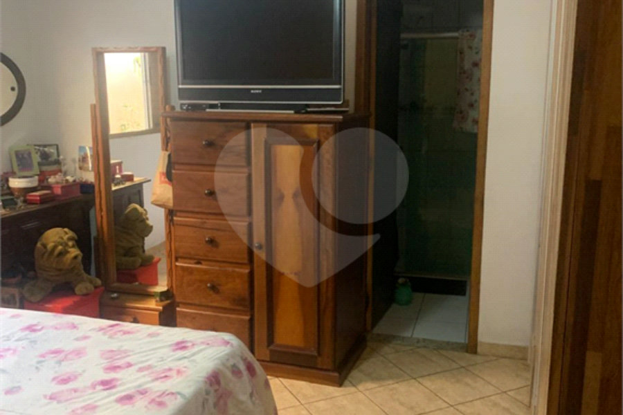 Sobrado à venda com 3 quartos, sendo 1 suíte, em Parque Naçoes Unidas, São Paulo, SP