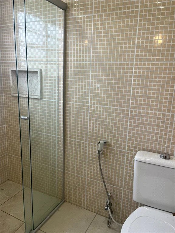 Casa à venda com 5 quartos, sendo 3 suítes, em Jardim Bonfiglioli, São Paulo, SP