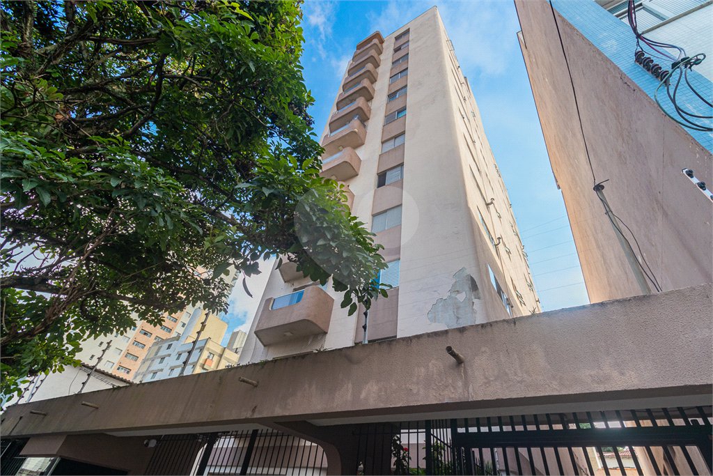 Apartamento à venda com 3 quartos, sendo 1 suíte, em Alto da Boa Vista, São Paulo, SP