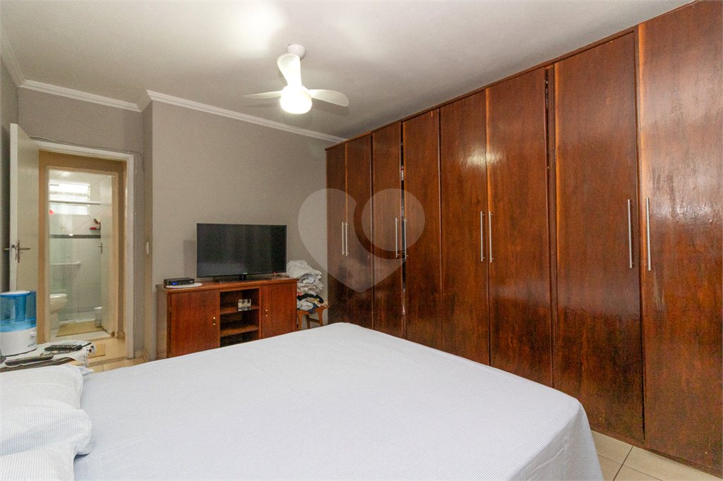 Casa à venda com 3 quartos, sendo 1 suíte, em Chora Menino, São Paulo, SP