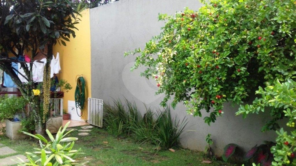Sobrado à venda com 3 quartos, sendo 1 suíte, em Tremembé, São Paulo, SP