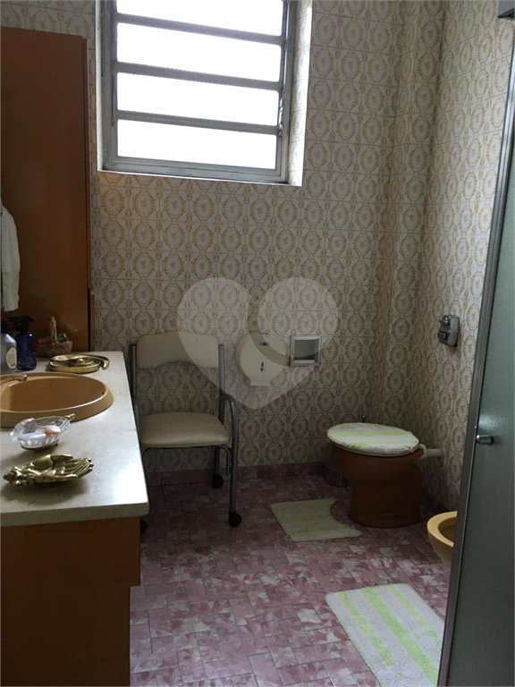 Sobrado à venda com 3 quartos em Aclimação, São Paulo, SP