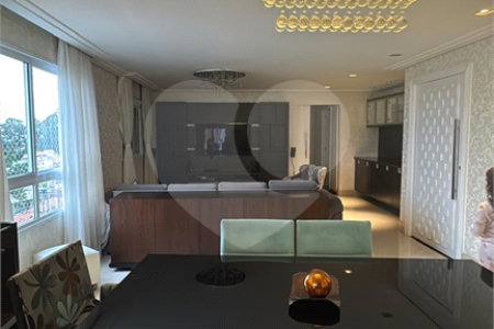 Apartamento à venda com 3 suítes em Santa Teresinha, São Paulo, SP