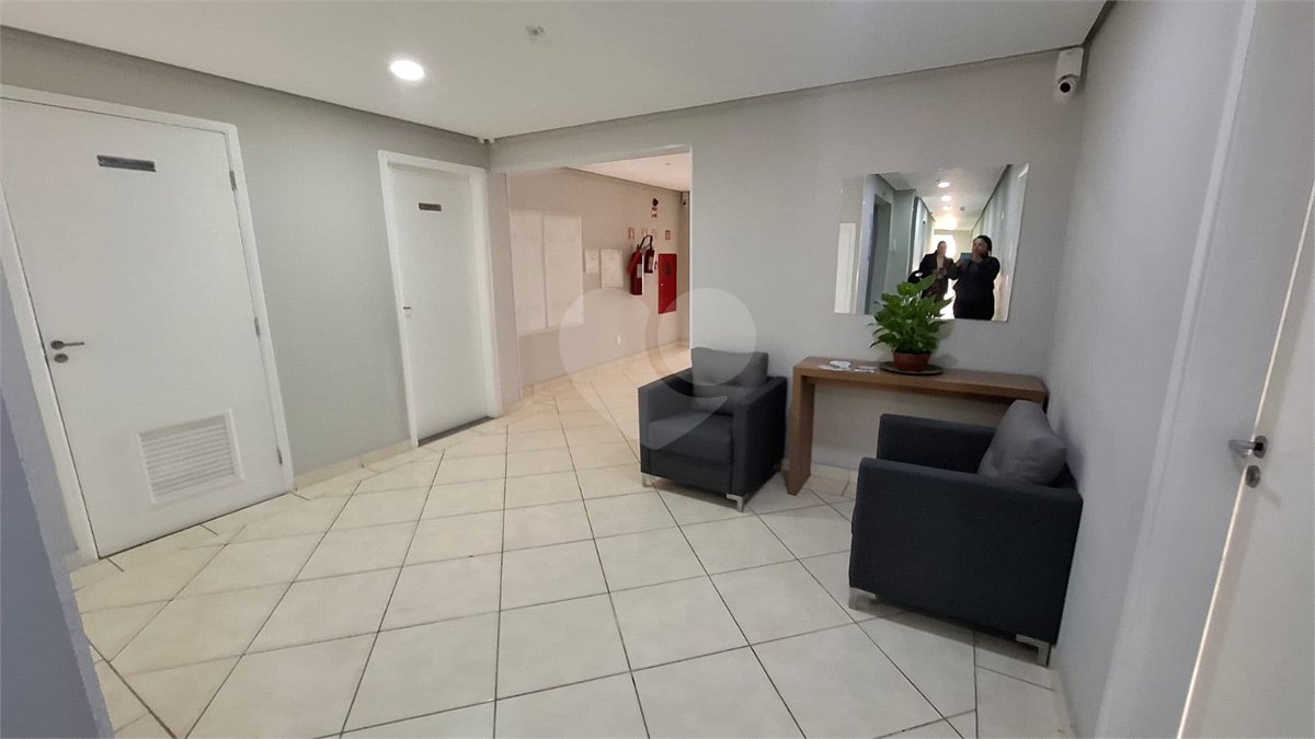 Apartamento à venda ou para alugar com 2 quartos em Parque Vitória, São Paulo, SP