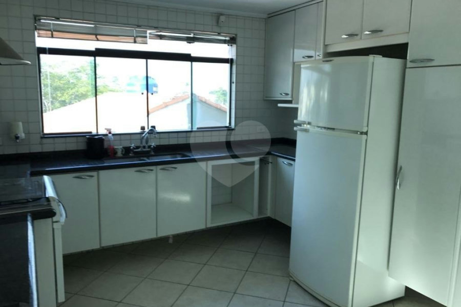 Casa à venda com 3 quartos, sendo 1 suíte,  em Vila Irmãos Arnoni, São Paulo, SP