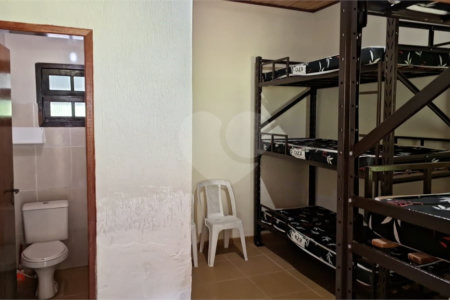 Chácara à venda com 4 quartos, sendo 1 suíte, em Taiaçupeba, Mogi das Cruzes, SP