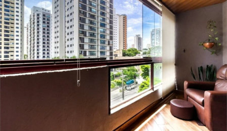 Apartamento à venda com 3 quartos, sendo 1 suíte, em Vila Hamburguesa, São Paulo, SP