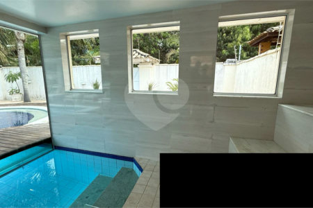 Casa à venda com 5 suítes em Marina, Armação dos Búzios, RJ