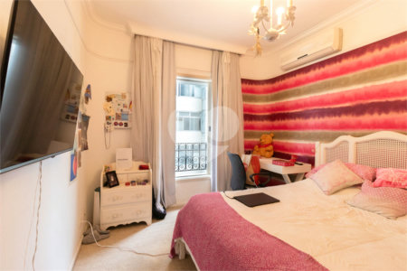 Apartamento à venda com 4 quartos, sendo 1 suíte, em Jardim Paulista, São Paulo, SP
