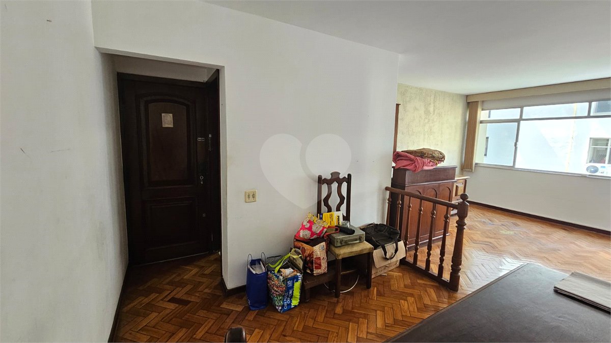 Apartamento à venda com 3 quartos, sendo 1 suíte, em Leblon, Rio de Janeiro, RJ