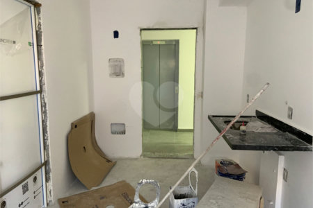 Apartamento à venda com 1 quarto em Bosque da Saúde, São Paulo, SP
