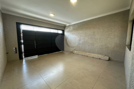 Casa à venda com 3 quartos, sendo 1 suíte, em Vila Carolina, Itapetininga, SP
