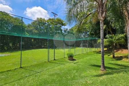 Terreno à venda com 1 suíte no condomínio Portal do Lago, Valinhos - SP