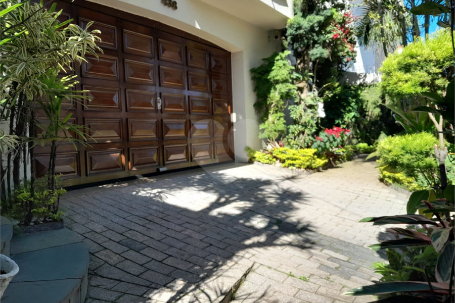Sobrado à venda com 3 suítes em Jardim França, São Paulo, SP