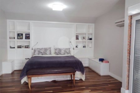 Casa à venda com 5 quartos, sendo 4 suítes, no condomínio Malota, Jundiaí - SP