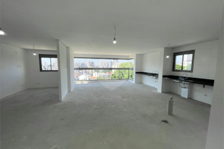Apartamento à venda com 4 suítes em Jardim Bebedouro, Guarulhos, SP