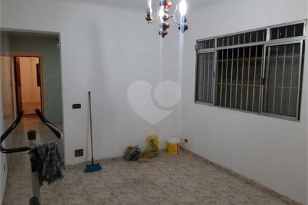 Casa à venda com 6 quartos em Jardim Santa Clara, Guarulhos, SP