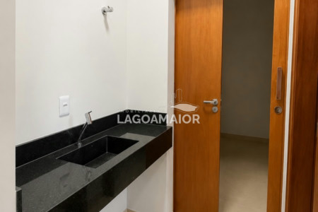 Casa à venda com 3 suítes em Residencial Costa Leste, Três Lagoas, MS