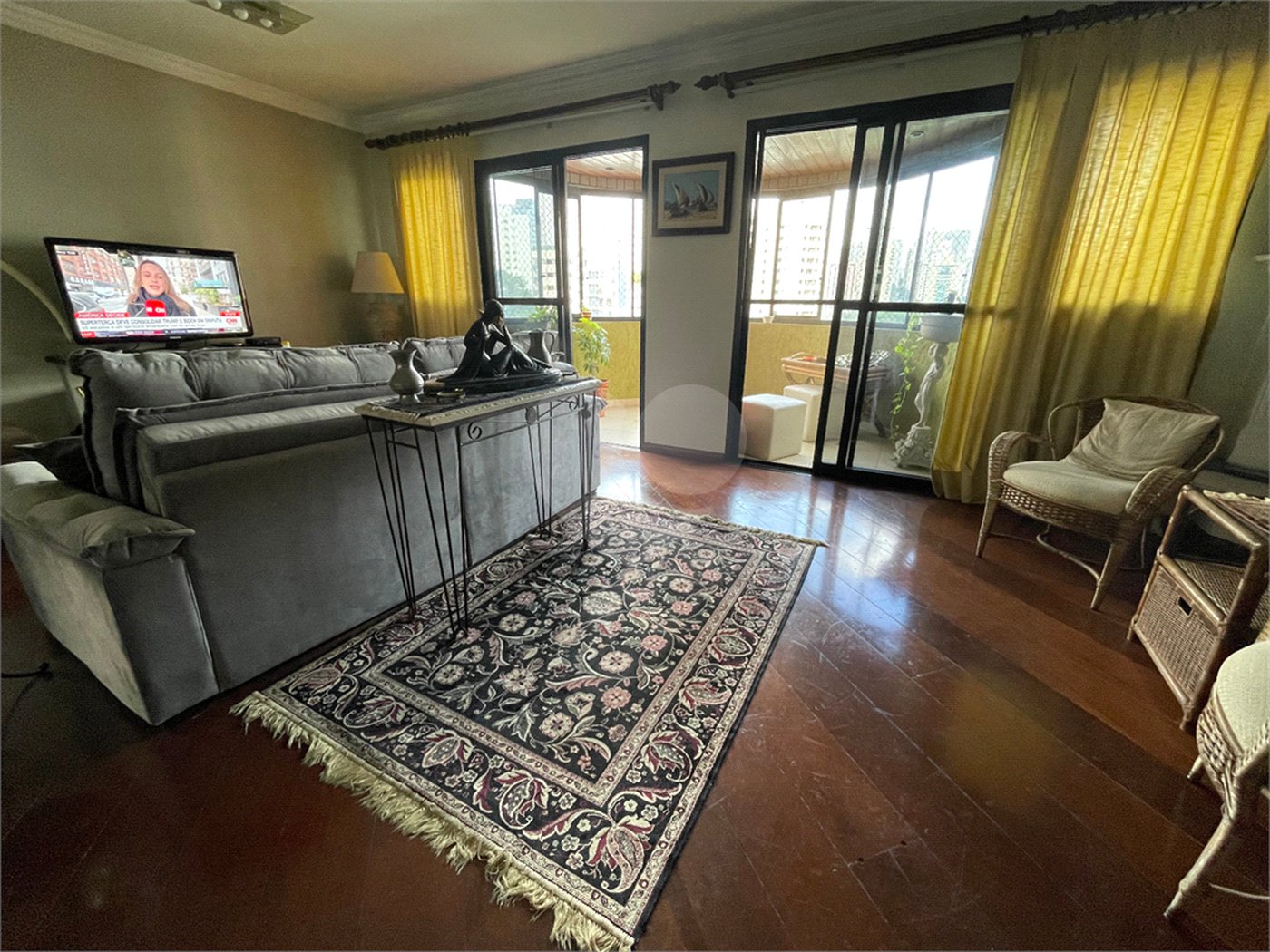 Apartamento à venda com 3 quartos, sendo 1 suíte,  em Lar São Paulo, São Paulo, SP