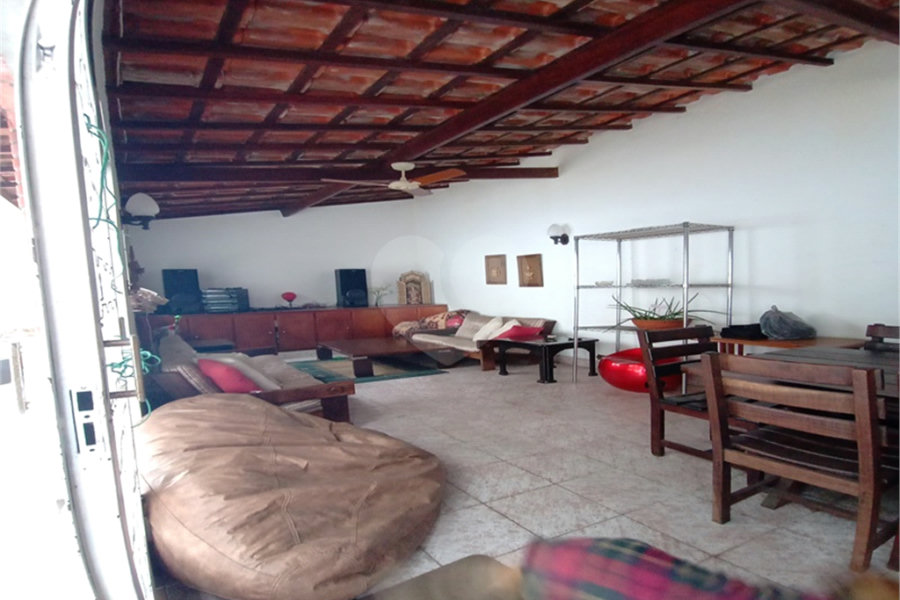 Casa à venda com 4 quartos, sendo 1 suíte, em Santana, São Paulo, SP