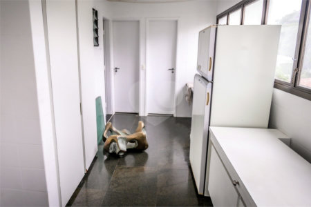 Apartamento à venda com 3 suítes em Paineiras do Morumbi, São Paulo, SP