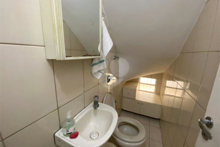 Sobrado à venda com 3 quartos, sendo 1 suíte, em Chácara Inglesa, São Paulo, SP