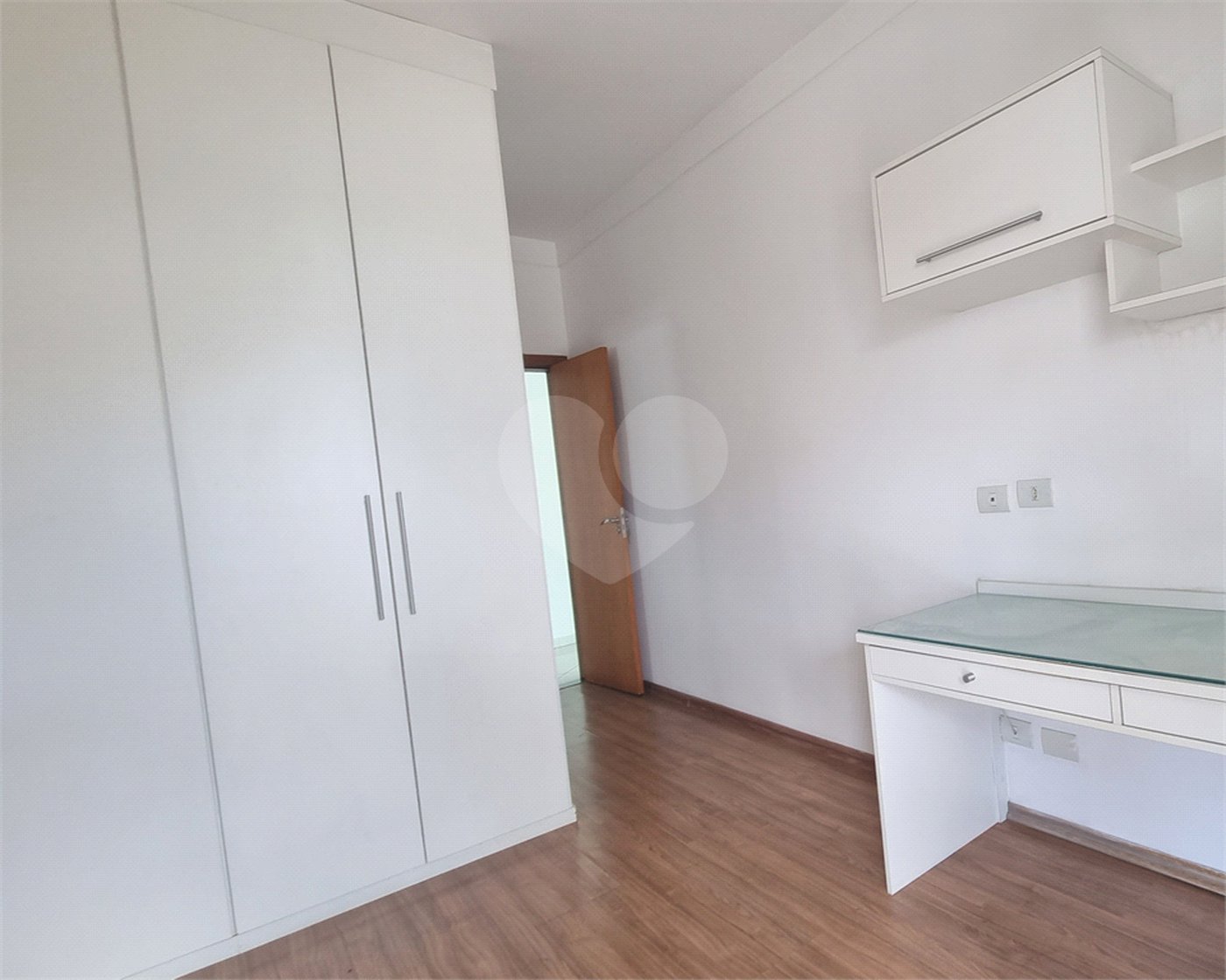 Casa à venda com 4 suítes no condomínio Mont Blanc, Sorocaba - SP