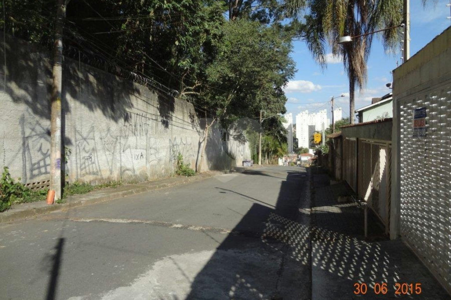 Casa Térrea à venda com 3 quartos, sendo 1 suíte, em Vila Irmãos Arnoni, São Paulo, SP