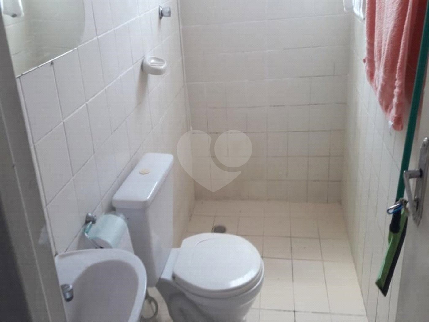Apartamento à venda com 2 quartos em Jardim Caiapiá, Cotia, SP