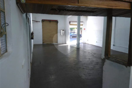 Salão para alugar no Centro, Araraquara, SP
