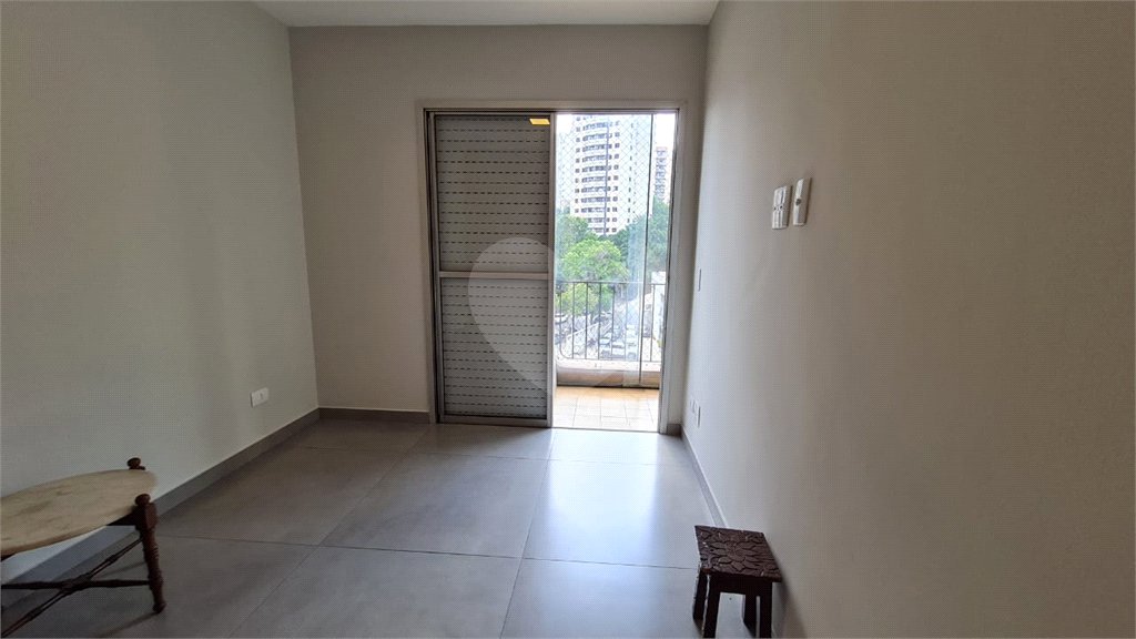 Apartamento para alugar com 2 quartos, sendo 1 suíte,  em Vila Andrade, São Paulo, SP
