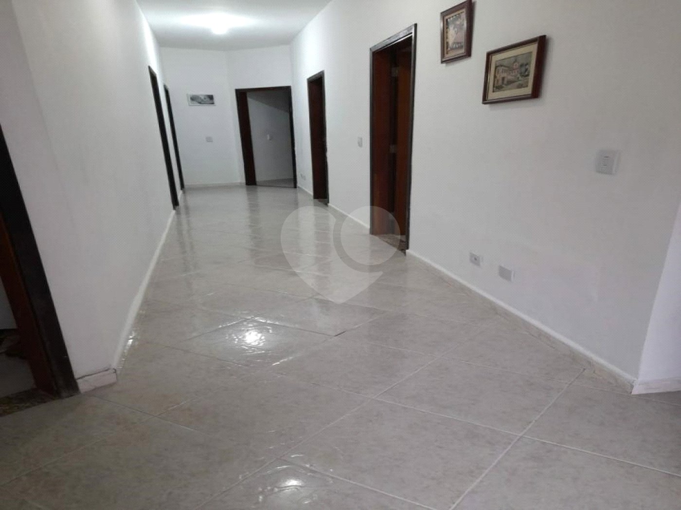 Casa à venda com 4 quartos, sendo 1 suíte, em City Bussocaba, Osasco, SP