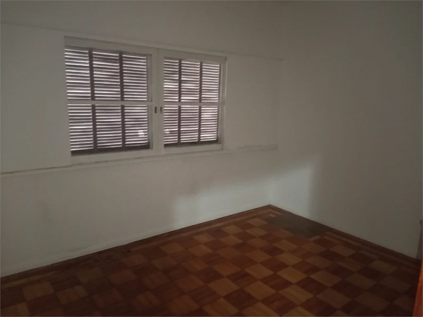 Casa Térrea à venda ou para alugar com 3 quartos, sendo 1 suíte,  em Caxingui, São Paulo, SP