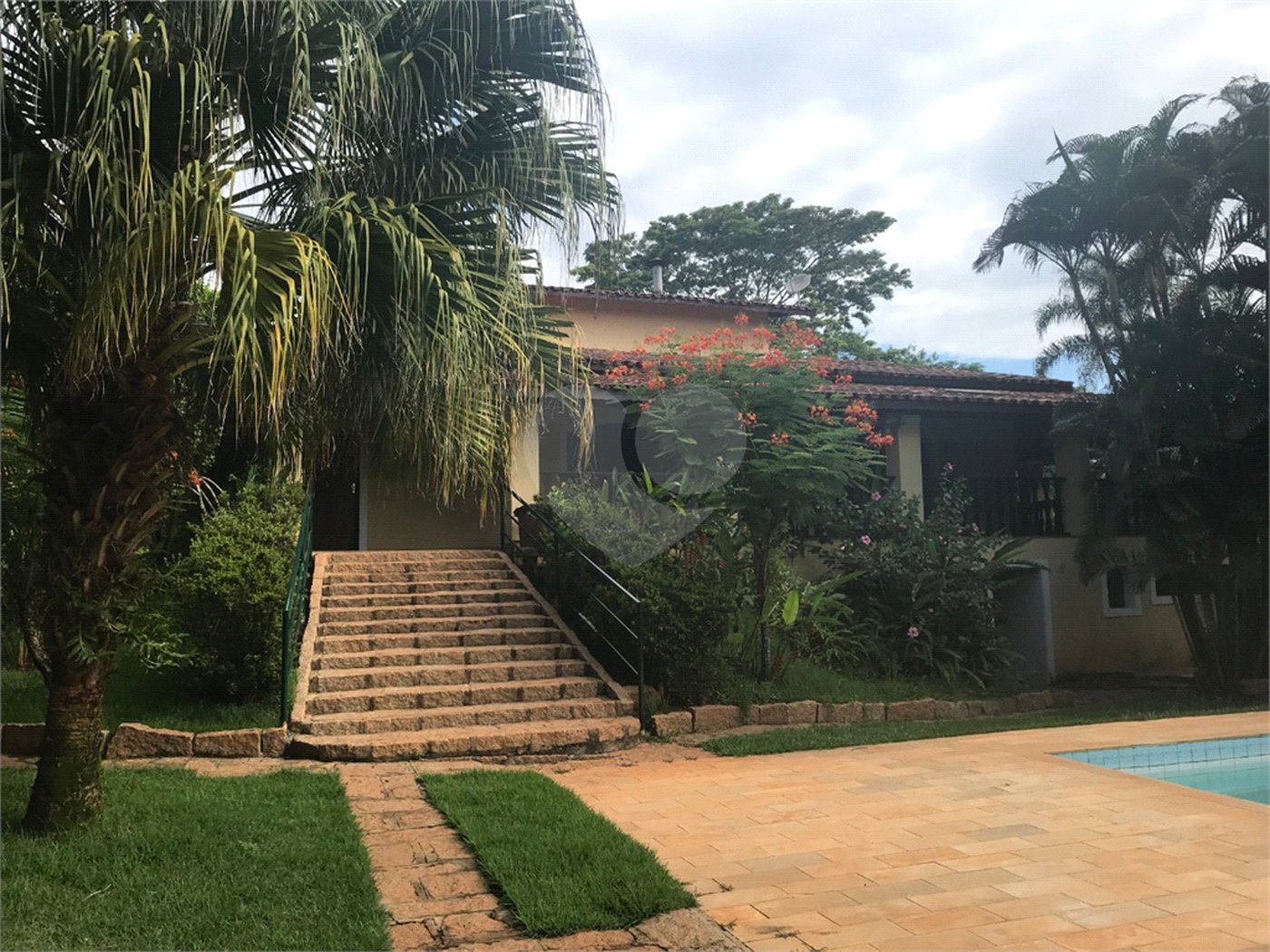 Casa à venda com 5 quartos, sendo 3 suítes, em Recanto das Flores, Indaiatuba, SP