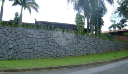 Casa à venda com 5 quartos, sendo 3 suítes,  no condomínio Estância Marambaia, Vinhedo - SP