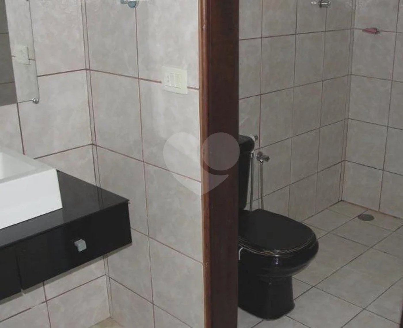 Sobrado à venda com 3 quartos, sendo 1 suíte, em Tremembé, São Paulo, SP
