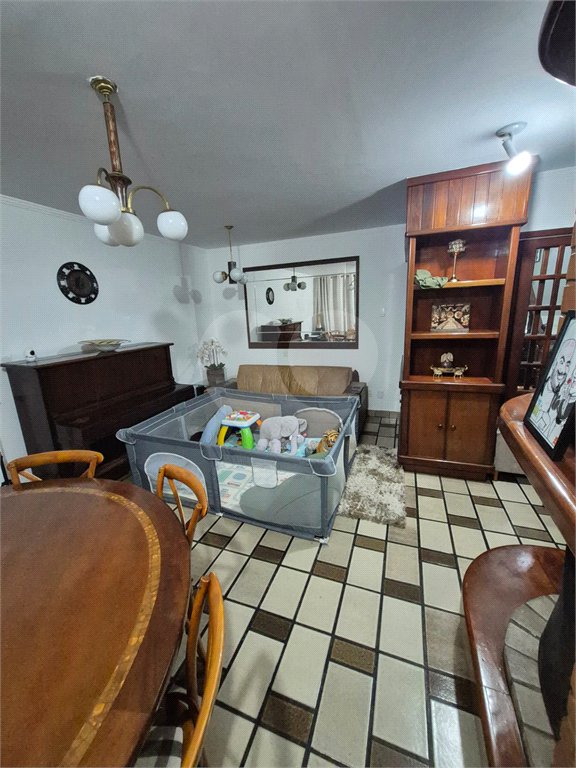 Casa à venda com 4 quartos, sendo 3 suítes,  em Planalto Paulista, São Paulo, SP