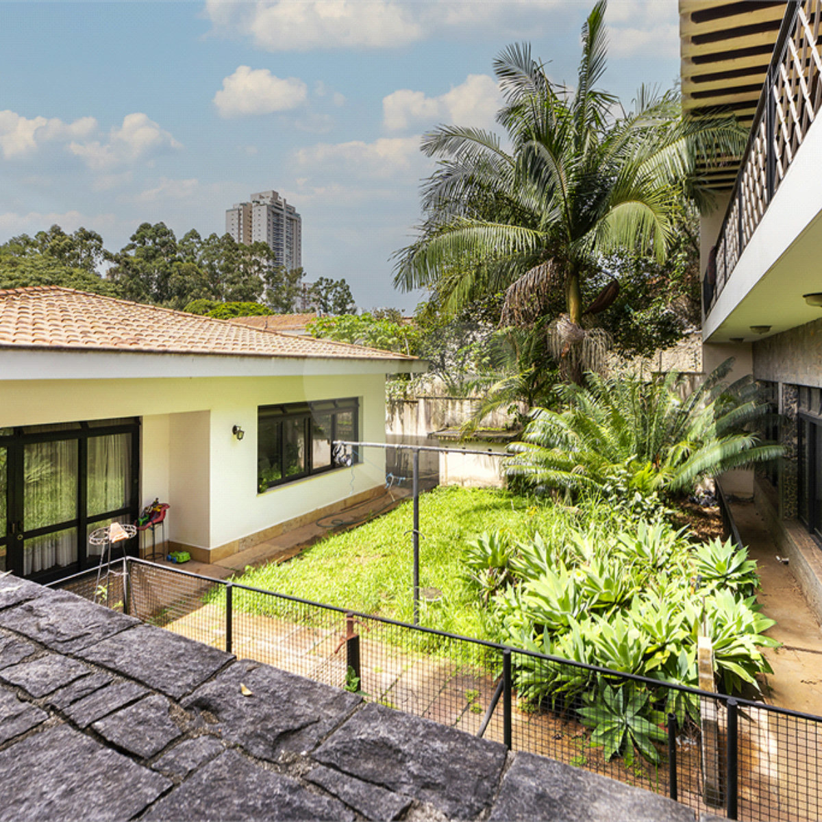 Casa Térrea à venda com 4 quartos, sendo 2 suítes, em Brooklin Velho, São Paulo, SP